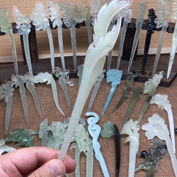 蛇纹石玉未镶嵌发簪