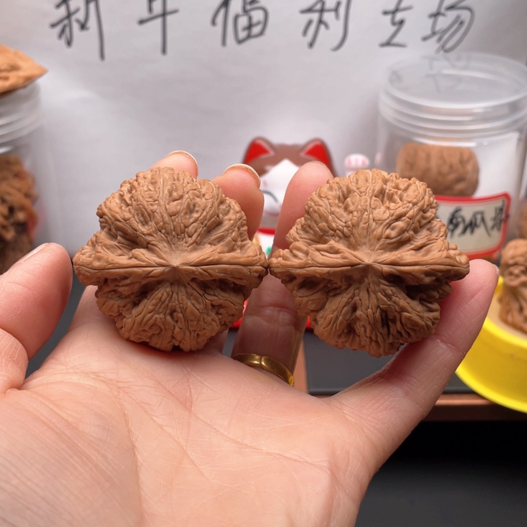 文玩核桃把件邢*运粗筋46