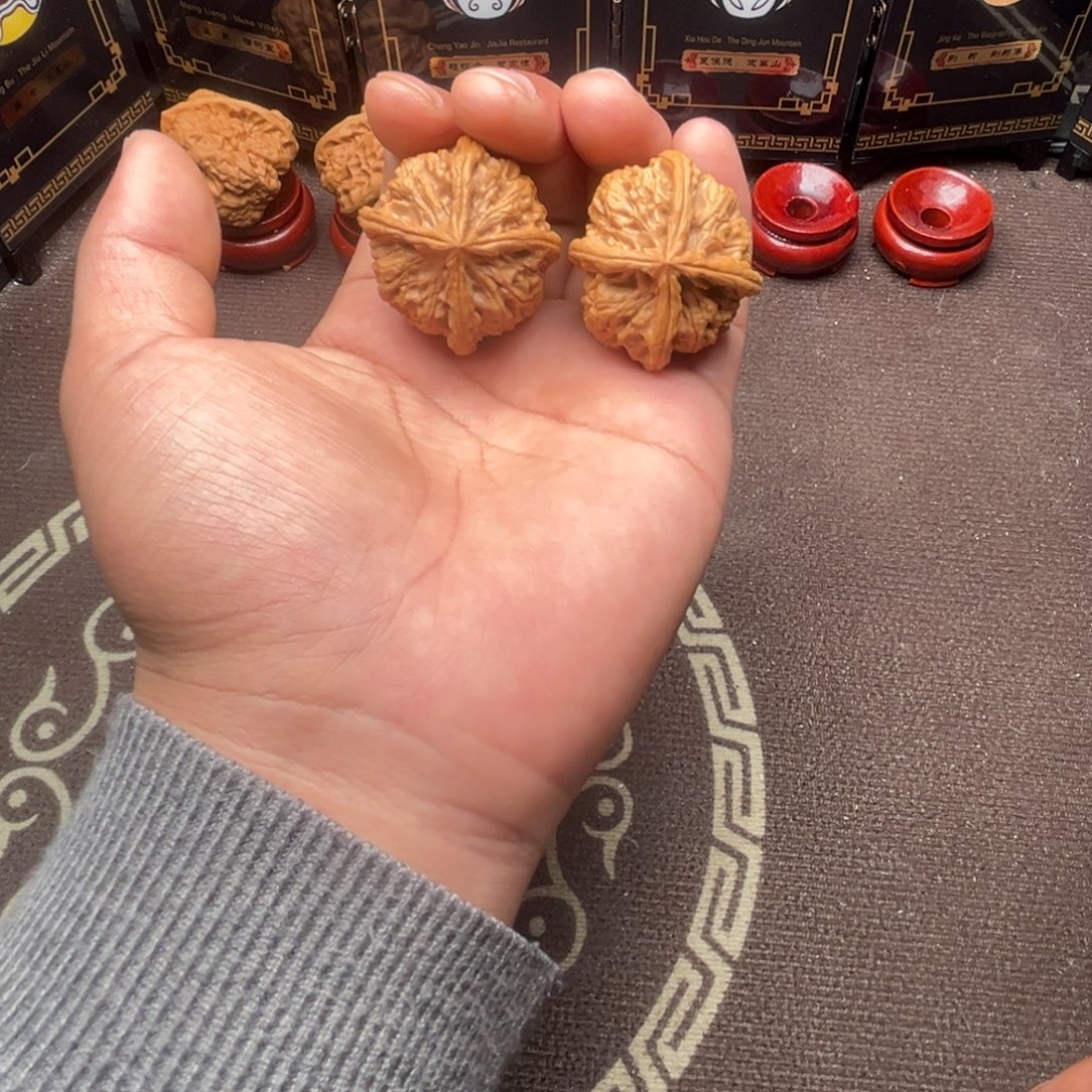 文玩核桃吊坠玉玺四棱11111111