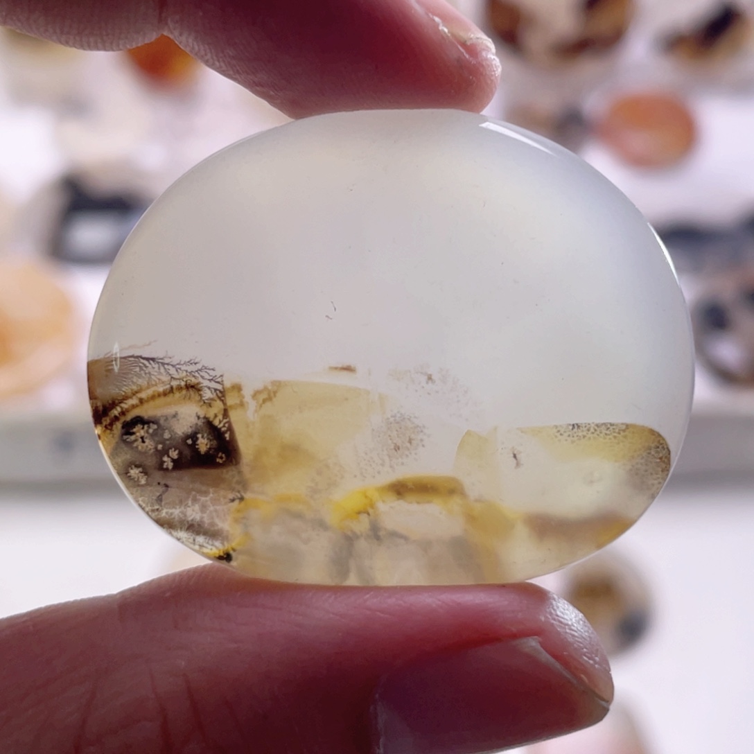 玛瑙/玉髓未镶嵌珠宝奇石