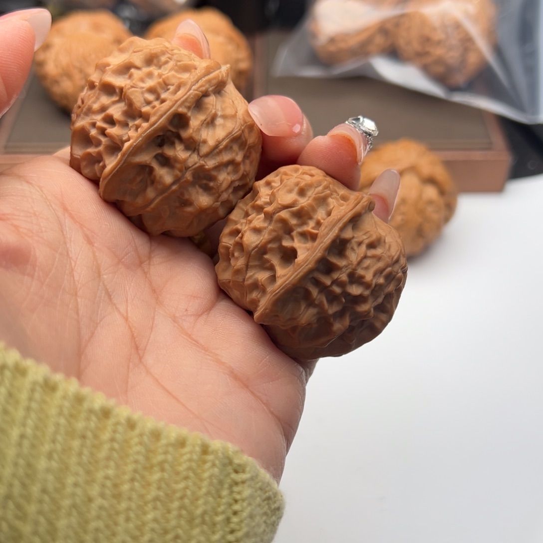 文玩核桃把件黄松峪40