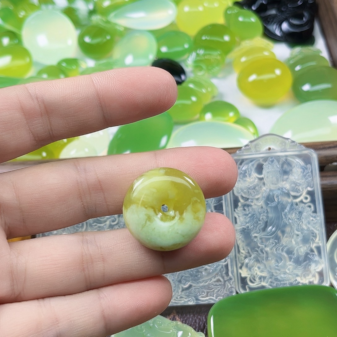 飘***生岫玉未镶嵌吊坠(不含链)