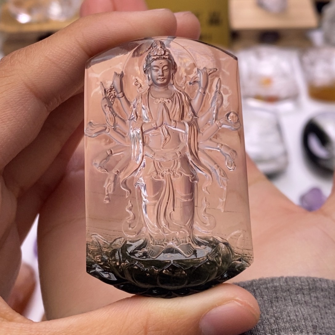 一***道未镶嵌颈饰水晶定制