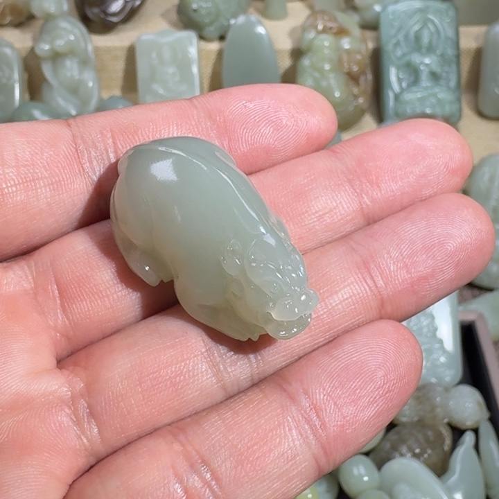 和田玉挂件未镶嵌