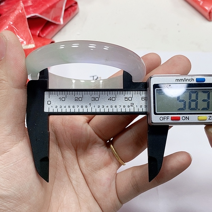 翡翠手镯未镶嵌149 