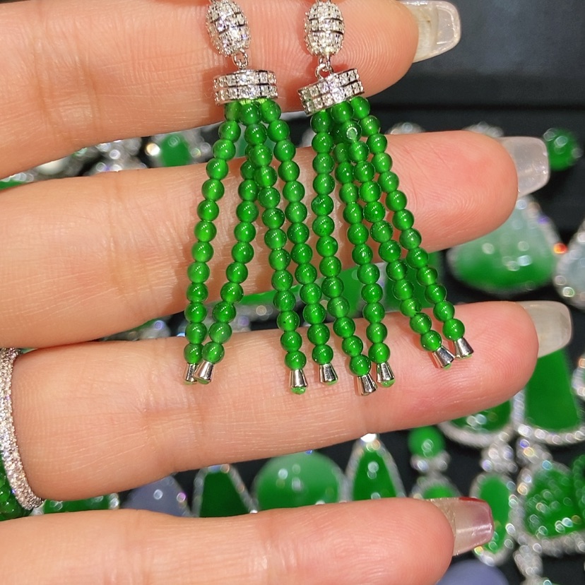 【闪购商品】翡翠耳饰未镶嵌天然翡翠