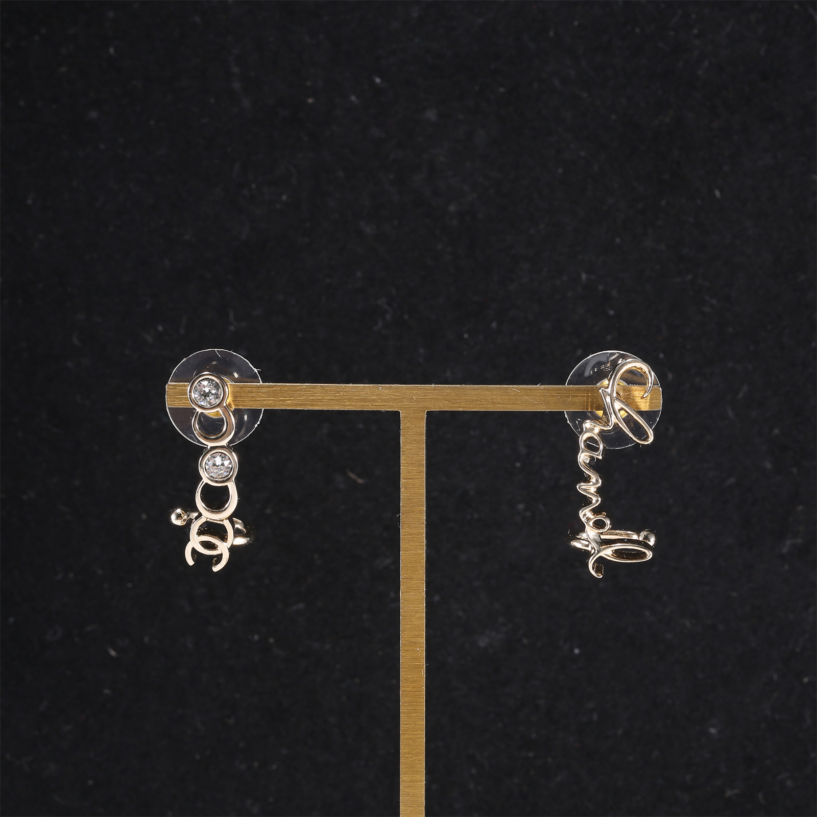 99新 Chanel/香奈儿 活动佳珊P244589021 合金 coco 字母 耳钉