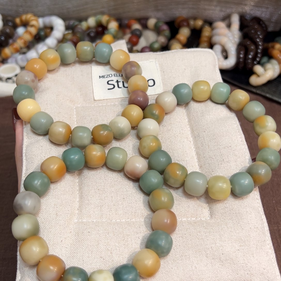 吊坠菩提根/象牙果水中花14