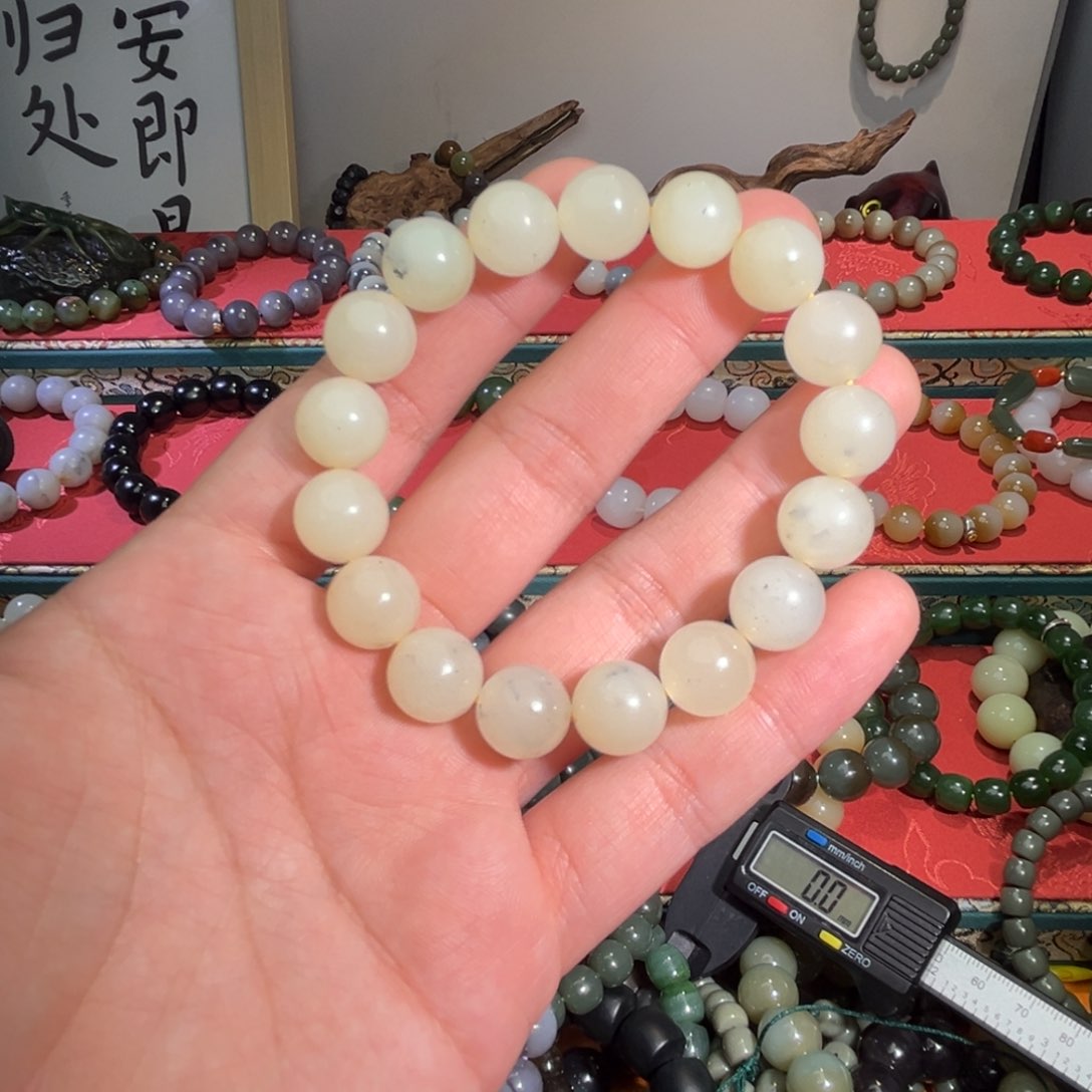 和田玉手链未镶嵌