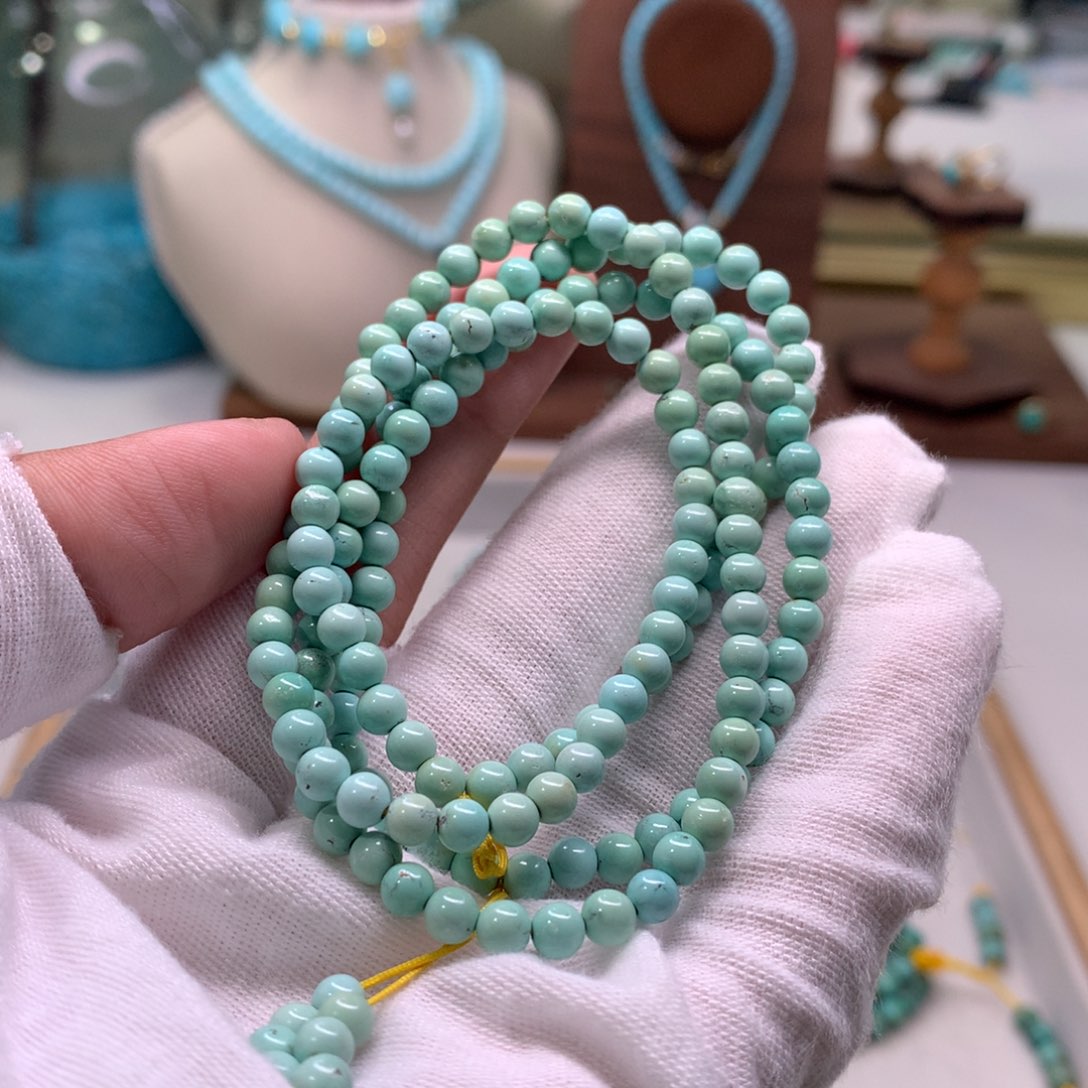 绿松石配饰未镶嵌