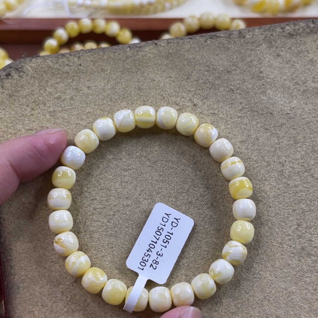 或***许蜜蜡未镶嵌珠宝奇石8mm