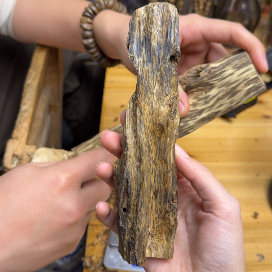 沉香沉香碎屑白棋品种块料60克