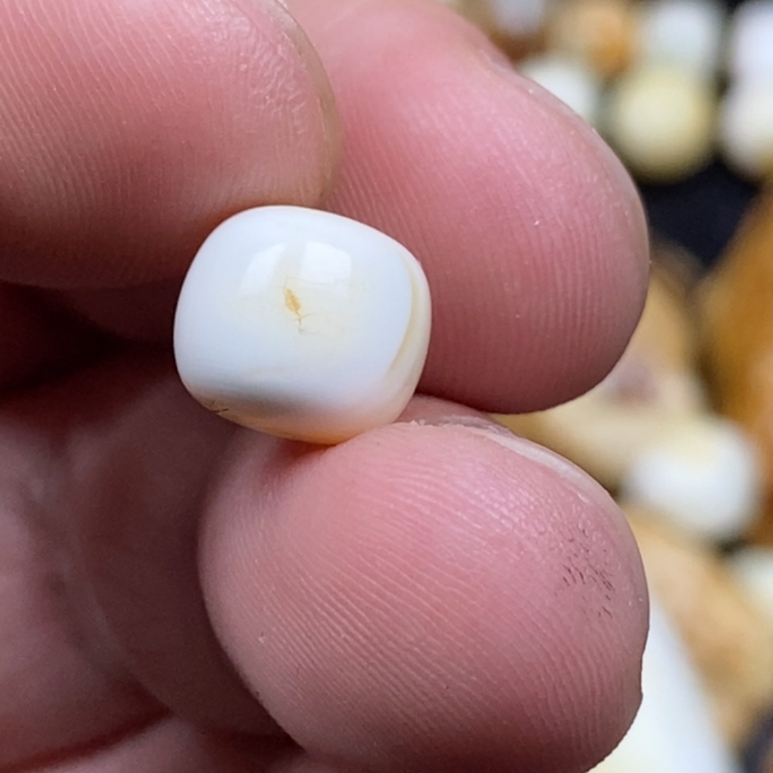 一***杨定制琥珀未镶嵌定制琥珀定制