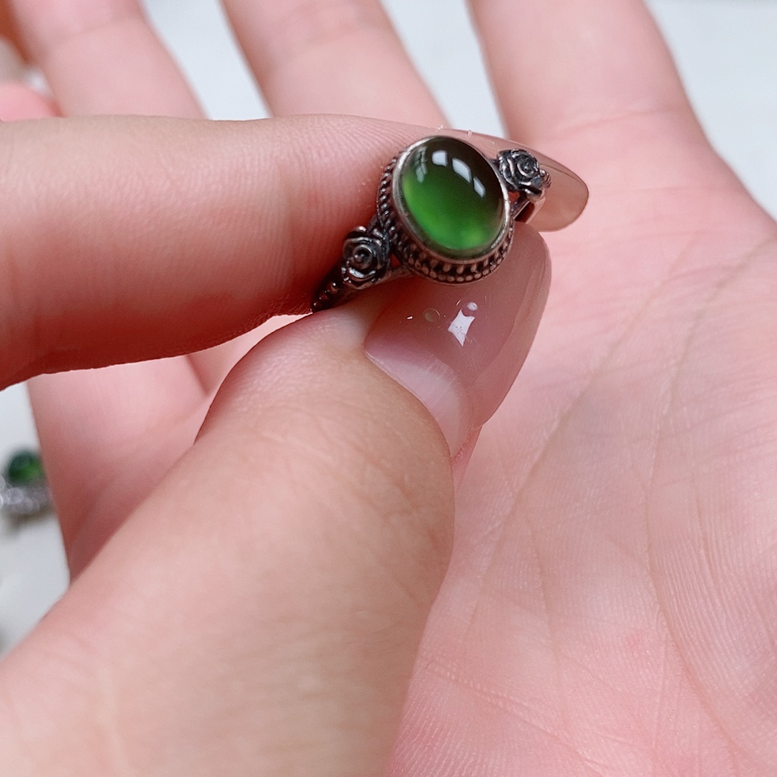 蛇纹石玉银S925镶嵌戒指