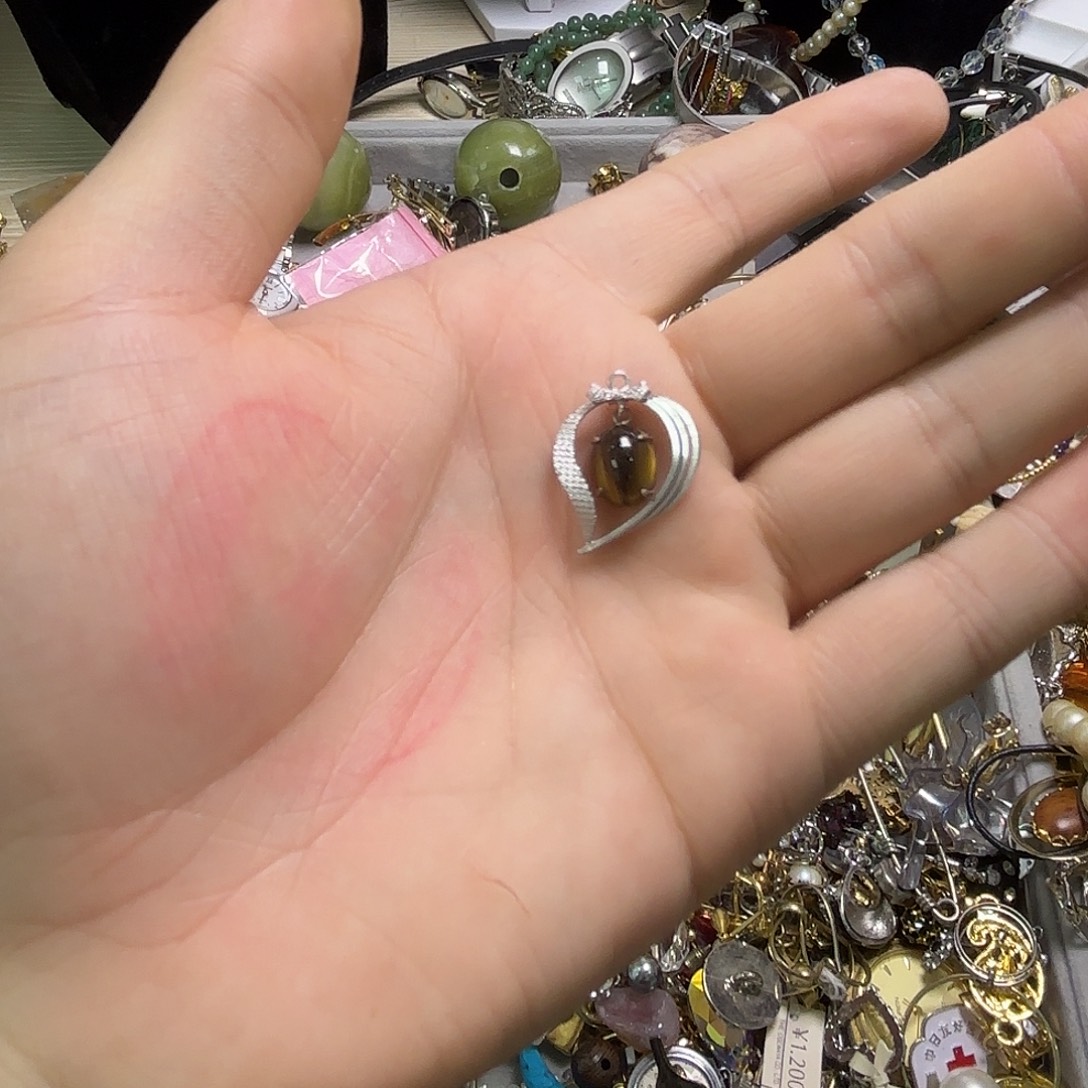 小***萌石英石铁合金不退不换