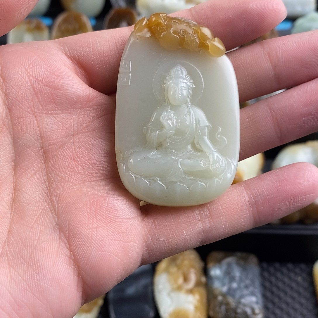 和田玉挂件未镶嵌