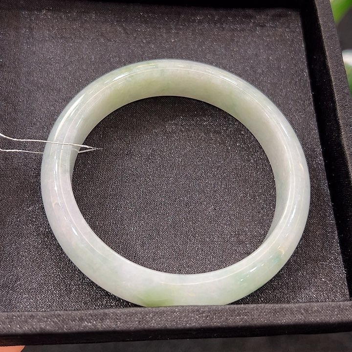 翡翠未镶嵌手镯翡翠手镯