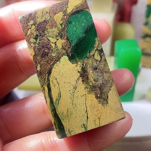 老挝石四川绿四川绿