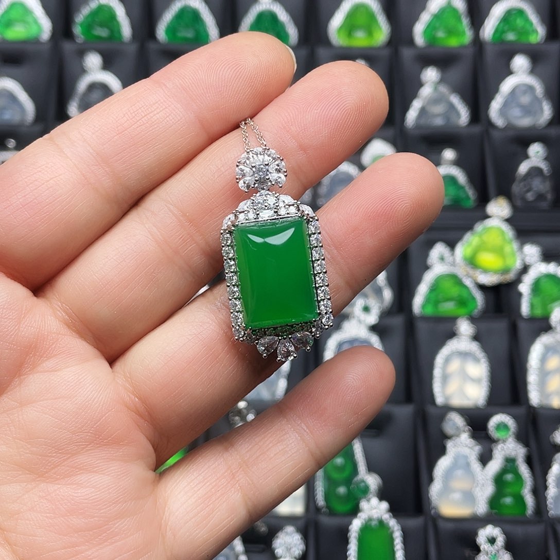 玛瑙/玉髓颈饰合金