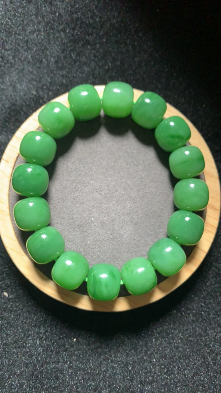 和田玉俄料碧玉老料无裂无黑点13老型精品