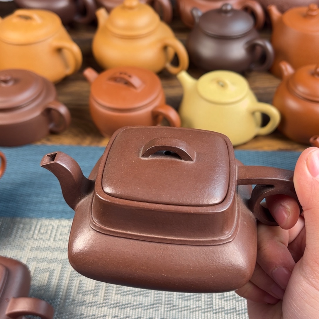 熙***衣茶壶紫砂手工制作工艺精湛