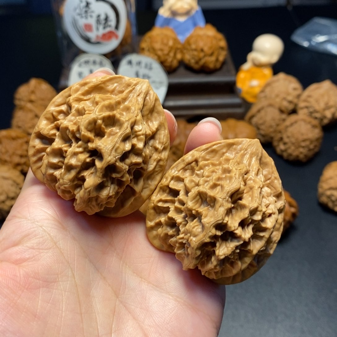 文玩核桃把件26号帝王44尺打底