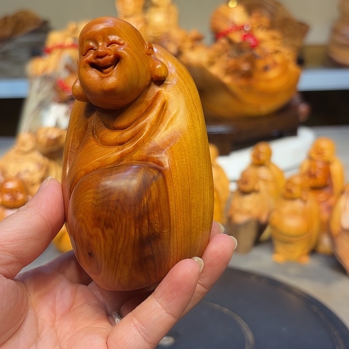 柏木太行崖柏弥勒佛