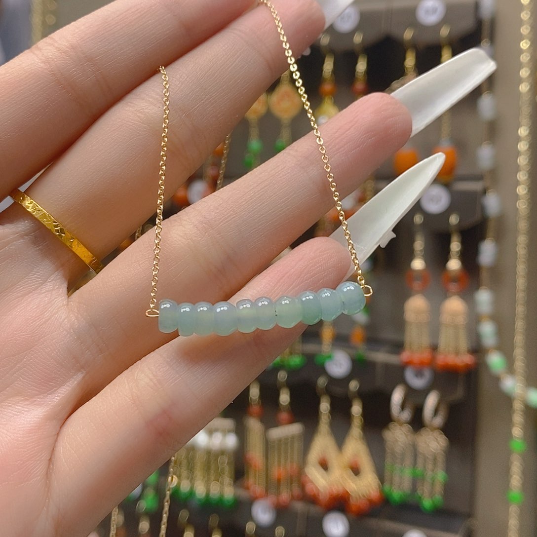 翡翠合金耳饰翡翠