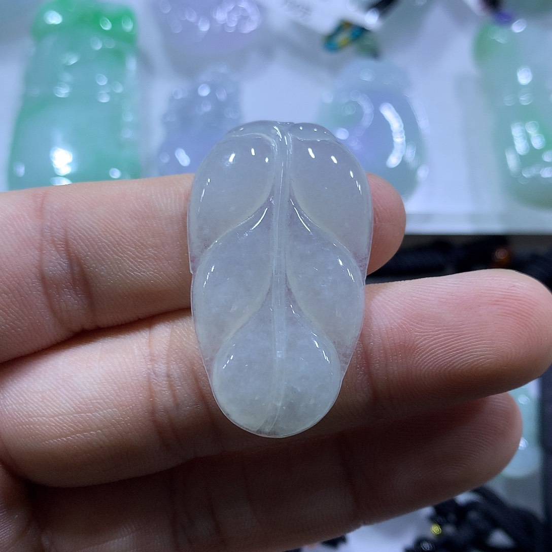 翡翠吊坠(不含链)未镶嵌翡翠吊坠