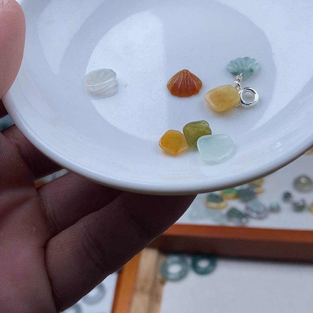 翡翠颈饰未镶嵌福利48一个