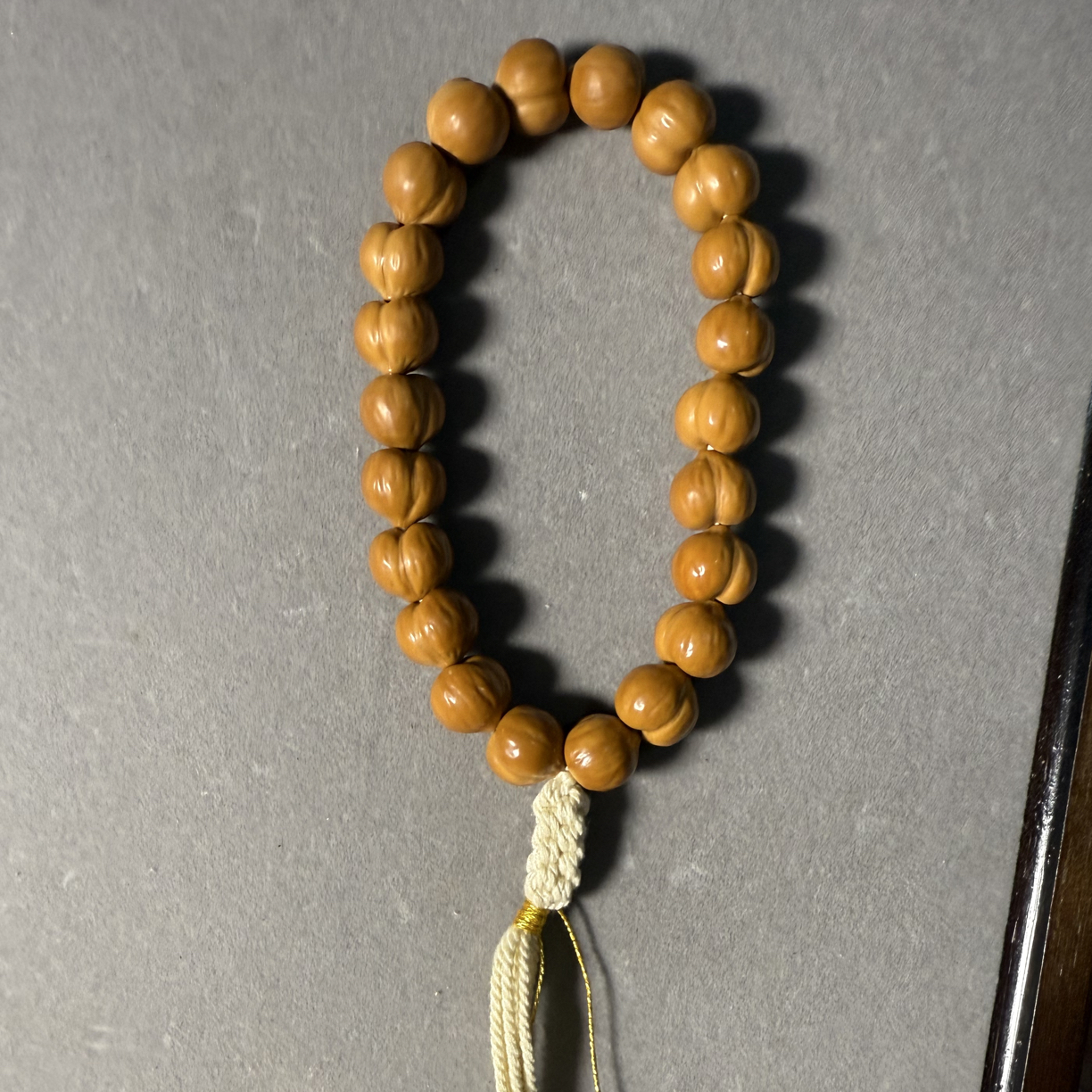 全品无瑕精雕原色猴头核桃屁桃手持文玩