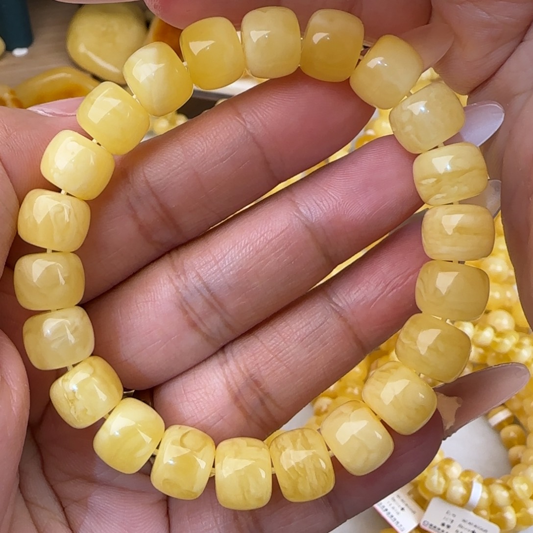 蜜蜡未镶嵌手链白花老型手串