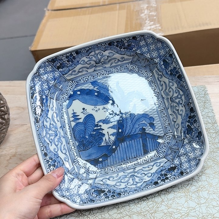精品瓷器。          