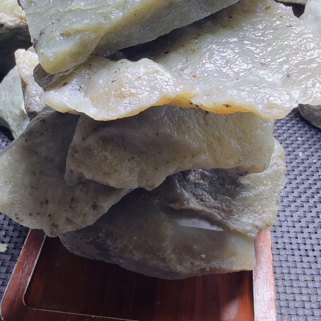 和田玉（糖玉）未镶嵌珠宝半成品
