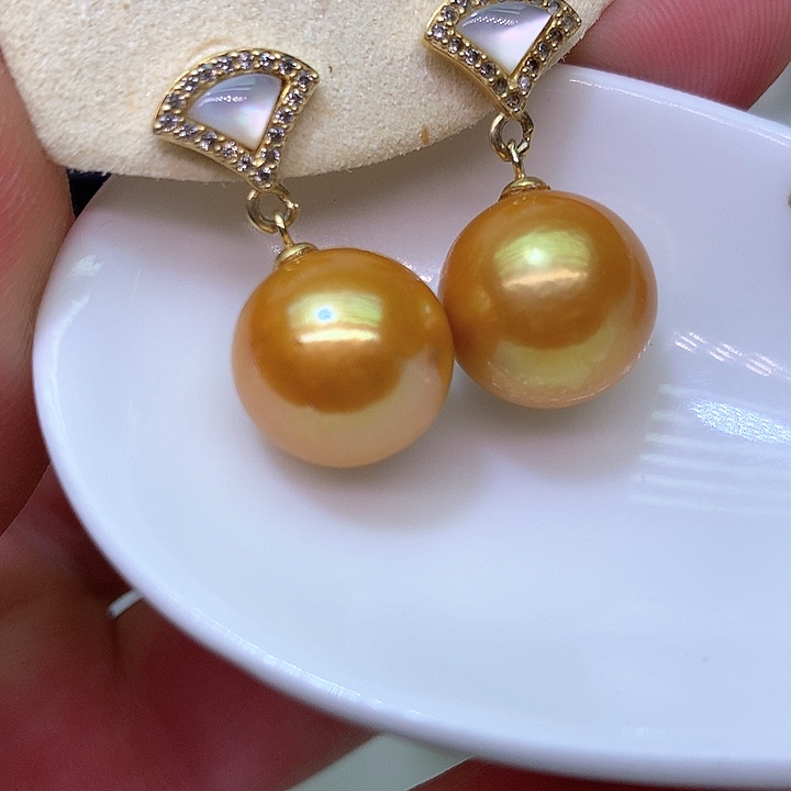 银S925镶嵌耳饰淡水珍珠