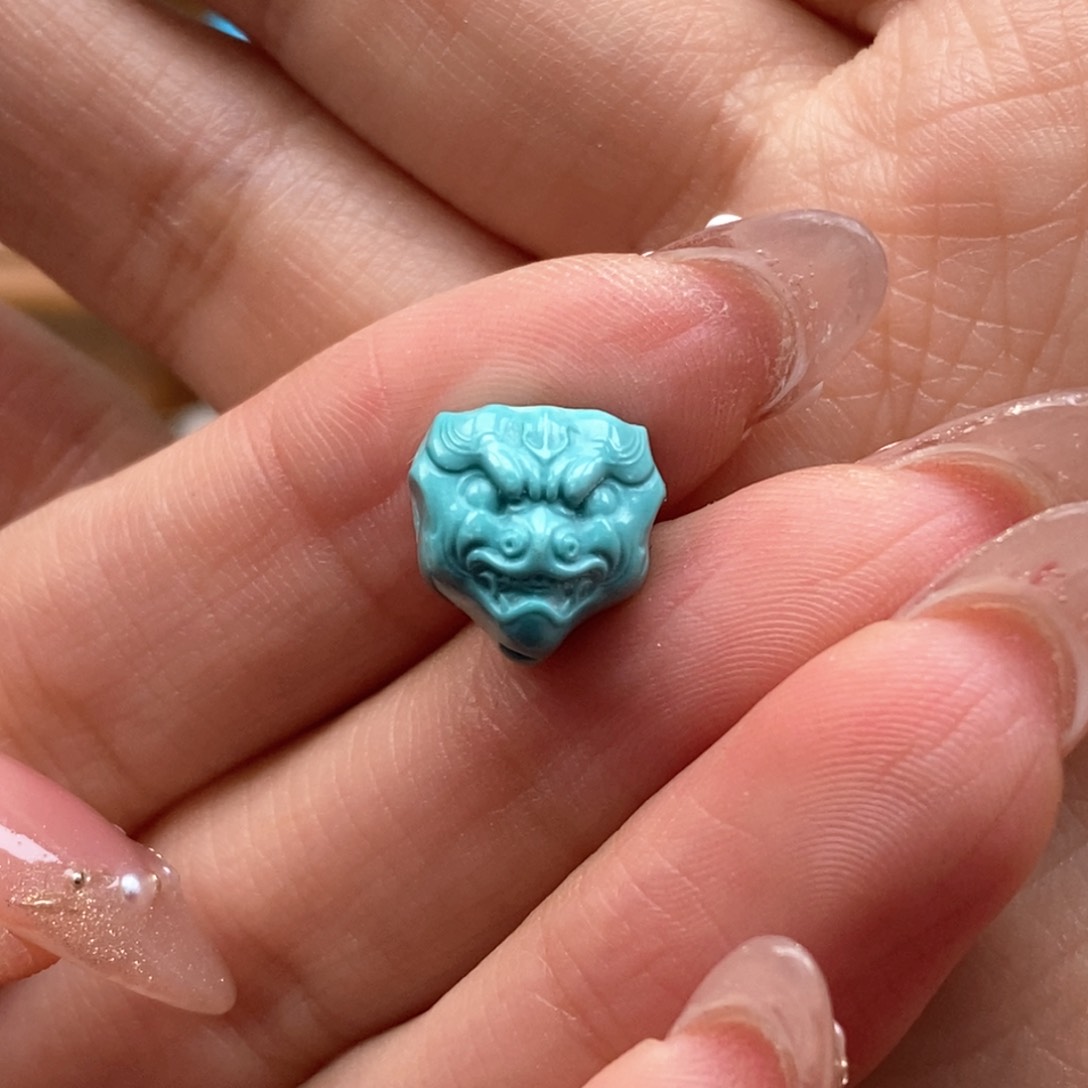 绿松石颈饰未镶嵌