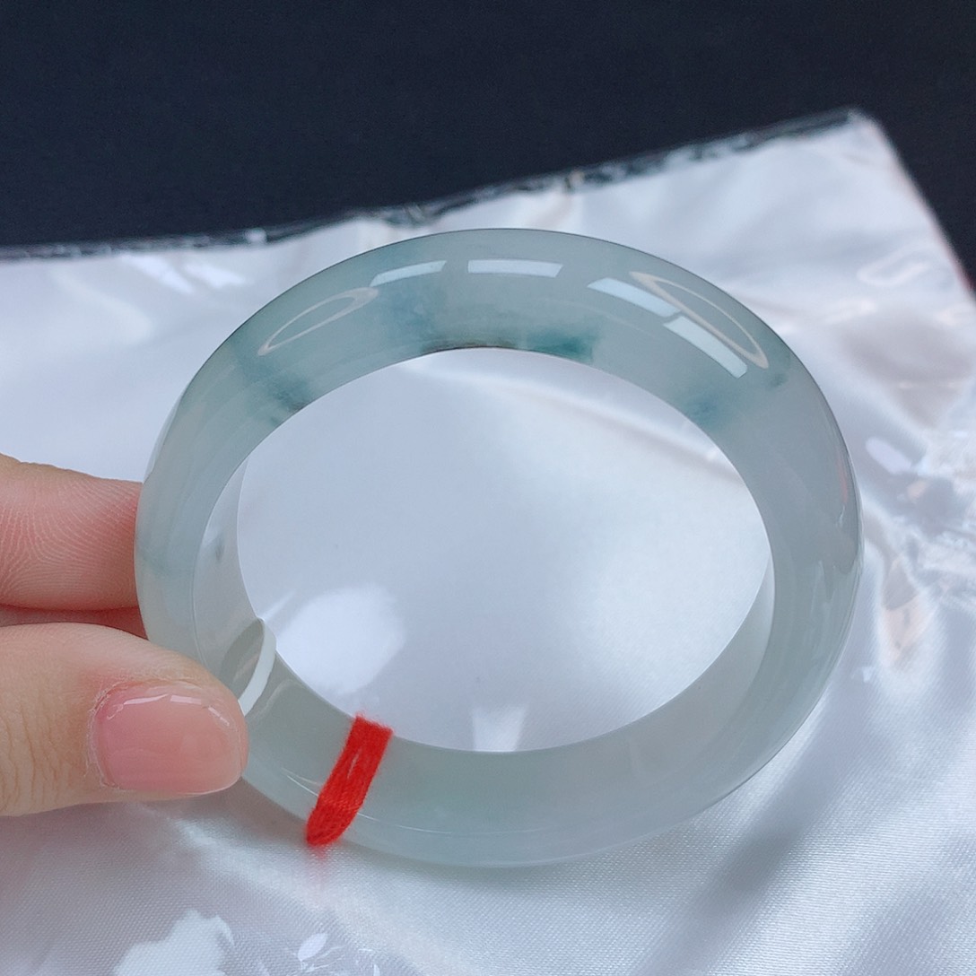 翡翠未镶嵌手镯翡翠6136