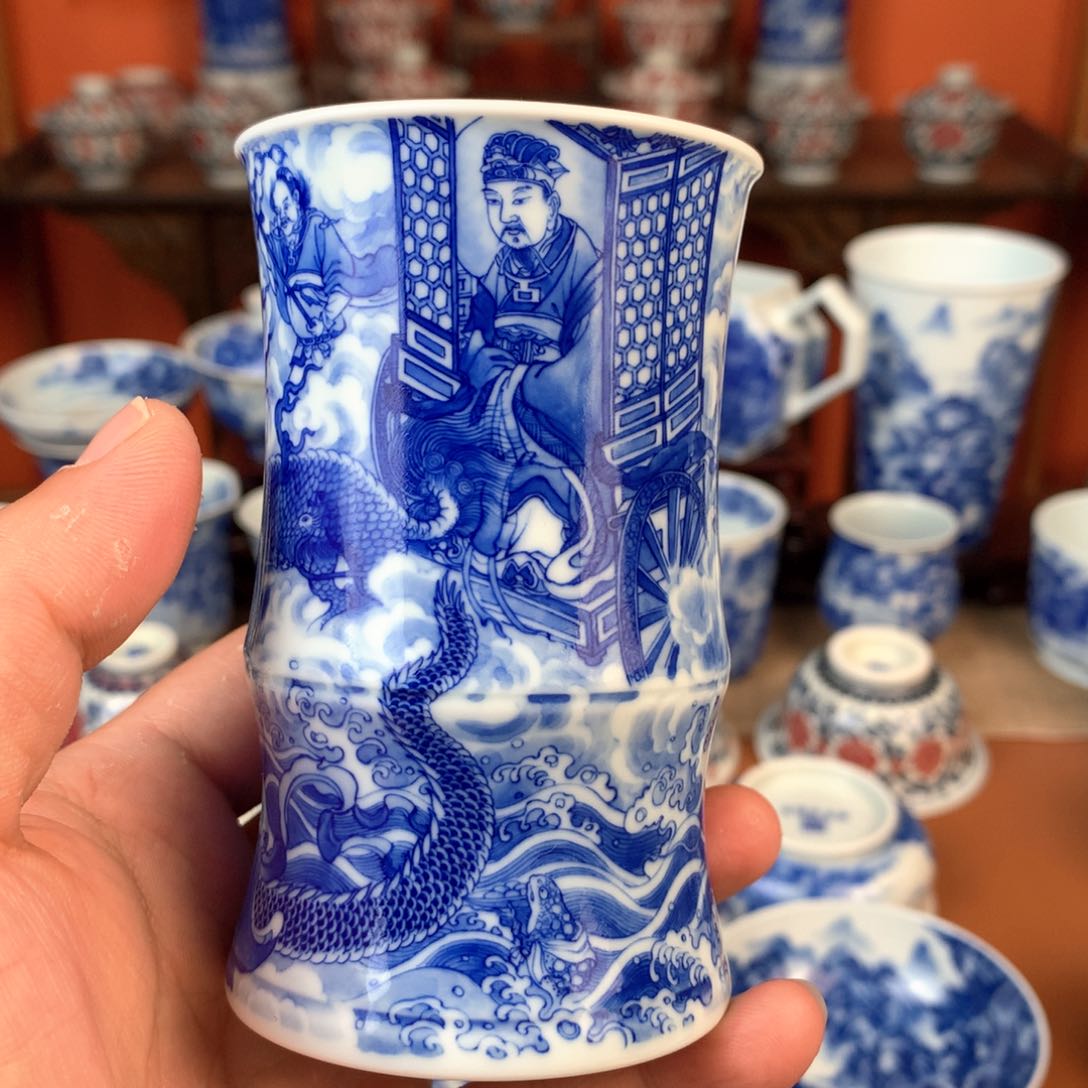 人物主人杯手工手绘