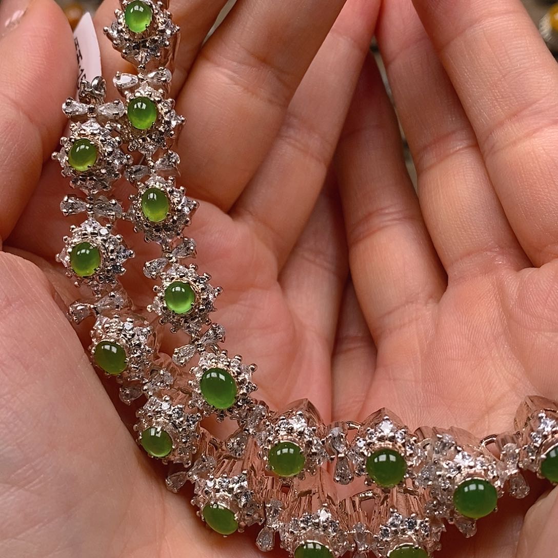 翡翠戒指未镶嵌翡翠蛋面