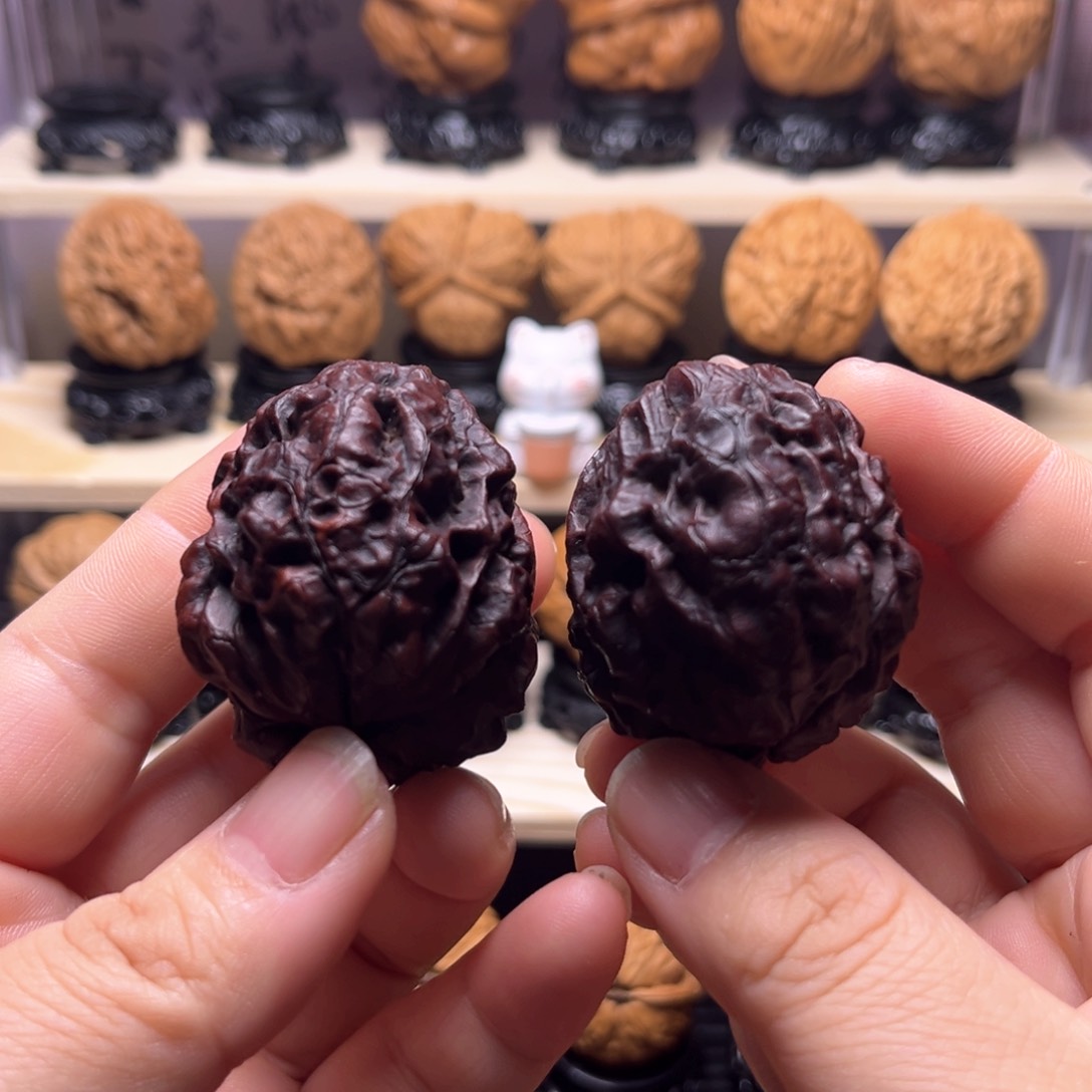 文玩核桃吊坠16w大飞蟾48尺