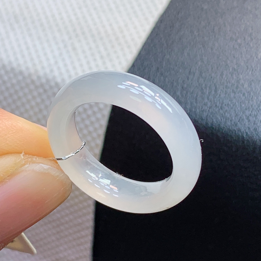 天然翡翠A货冰种透亮白月光13号戒圈戒指内径16.6宽5.7厚3.7mm