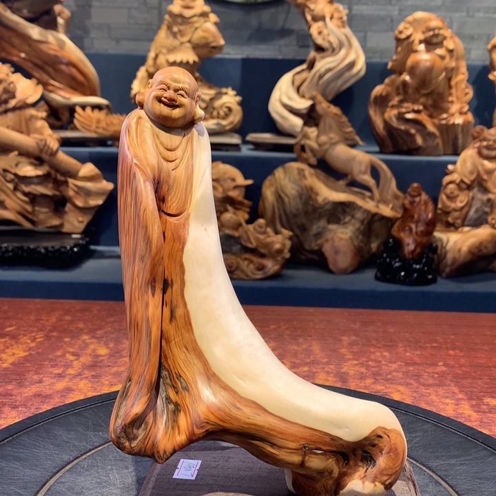 柏木（崖柏）根雕摆件