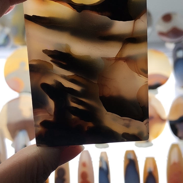 玛瑙/玉髓未镶嵌珠宝半成品96霞