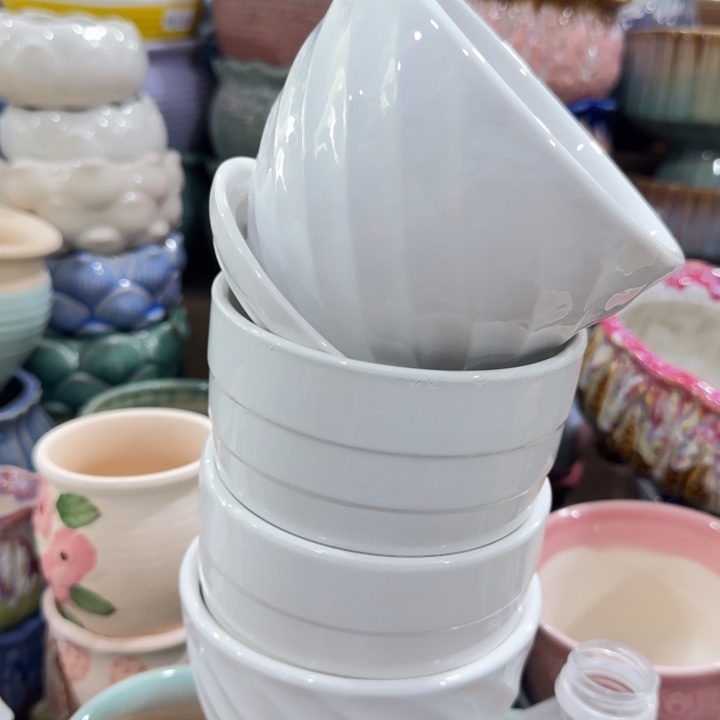 凑9块包邮，有孔，不清楚找客服