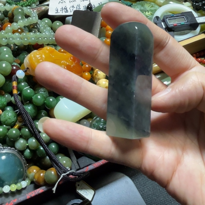 蛇纹石玉未镶嵌手链