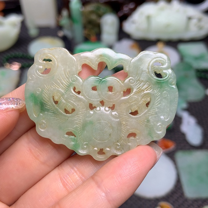 未镶嵌挂件翡翠清