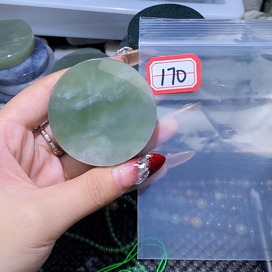 和田玉和田玉边角料随机发未镶嵌