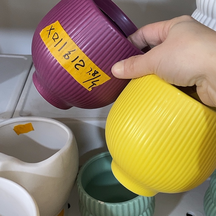 陶盆有孔 瑕疵针孔漏釉介意勿拍口 11高12