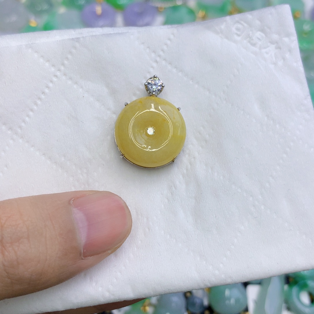 【闪购商品】颈饰未镶嵌翡翠