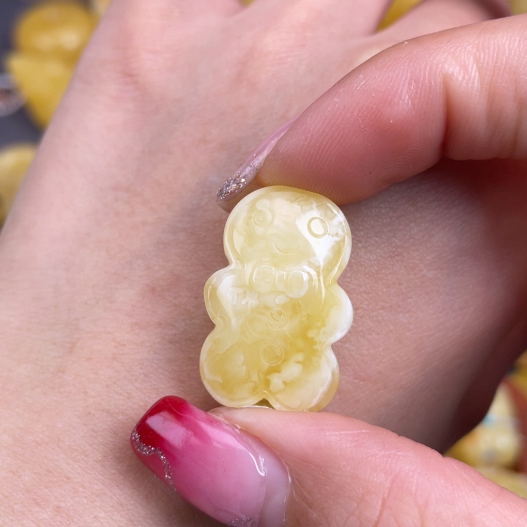 琥珀裸石未镶嵌蜜蜡